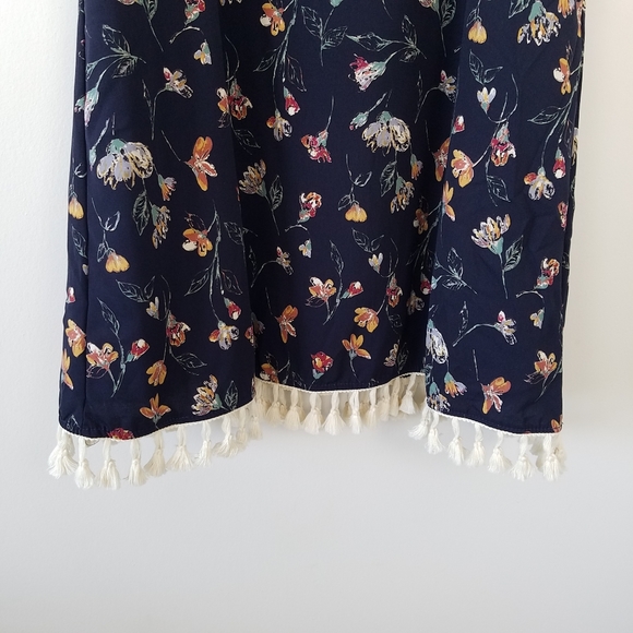 Mod Ref Sleeveless Tassel Trim Navy Floral Dress, M - Picture 4 of 9